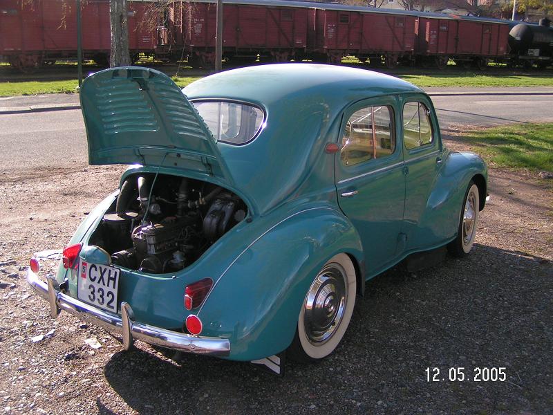 Motorn placerad bak, den skulle ju vara ett svar på VW