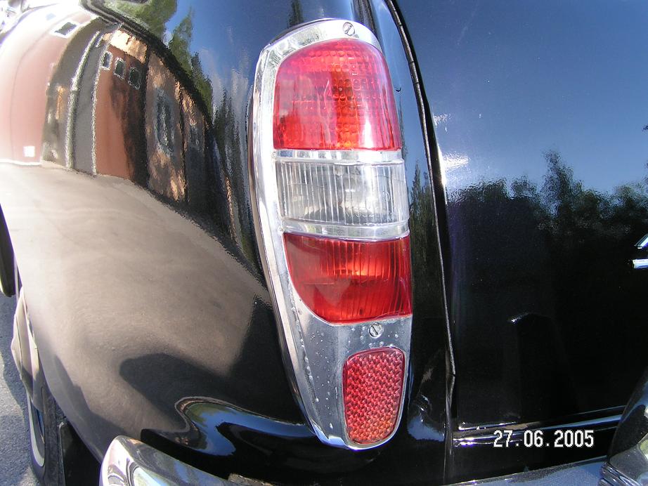 Bakljus, med reflex. Också en senare upplaga