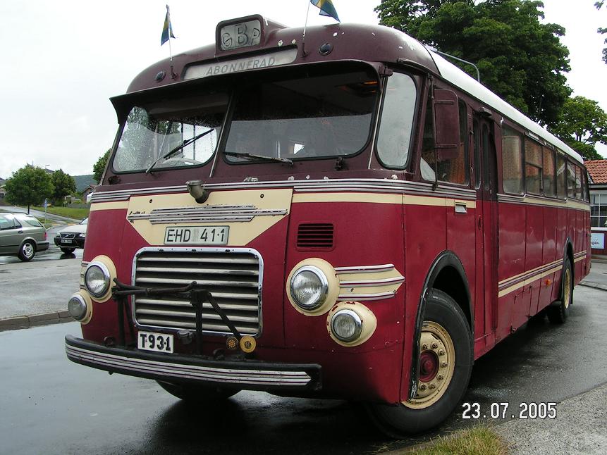 Lägg märke till brevlådan vid dörren