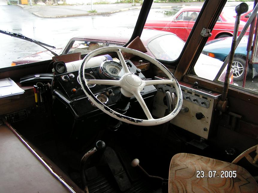 En sliten ratt, men vad kan man begära? Servolös...